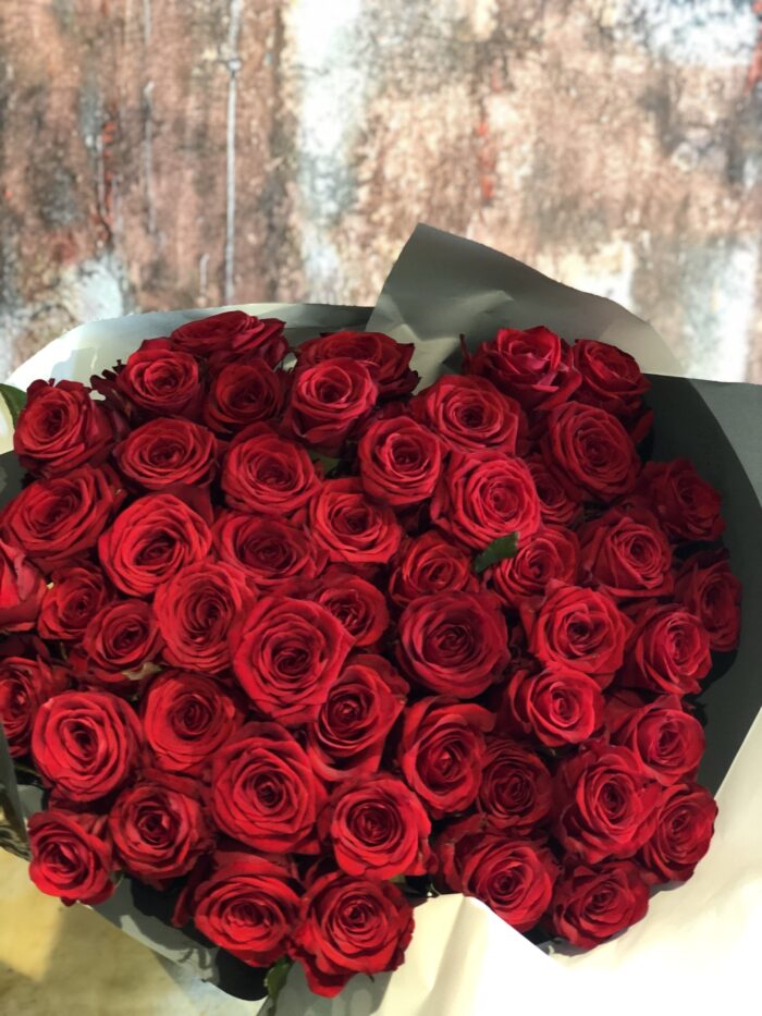 Fascio di 50 Rose Rosse